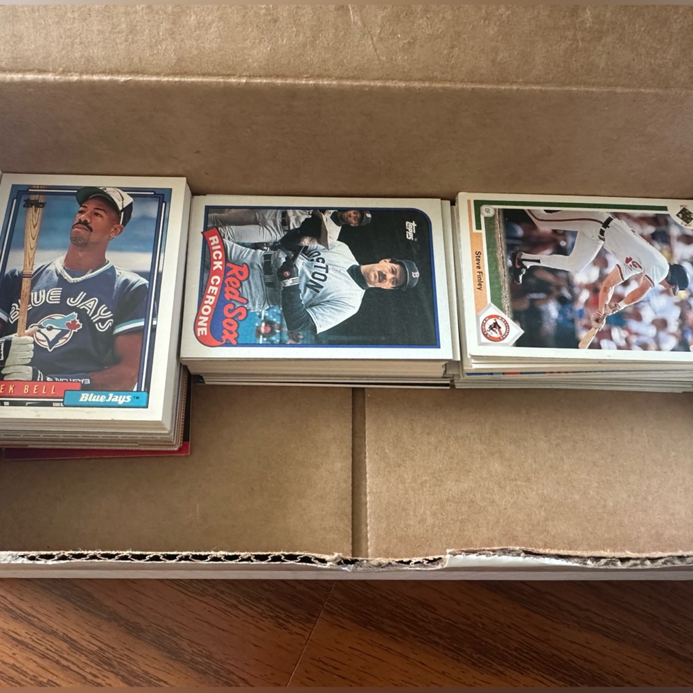 Assorted Sports Trading Cards Collection - Picture 5 of 5